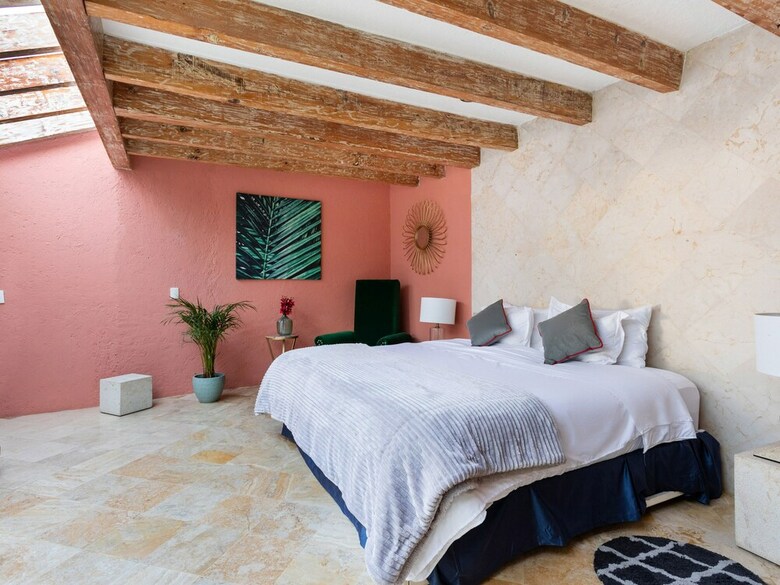 Hotel Collection O Coyota House