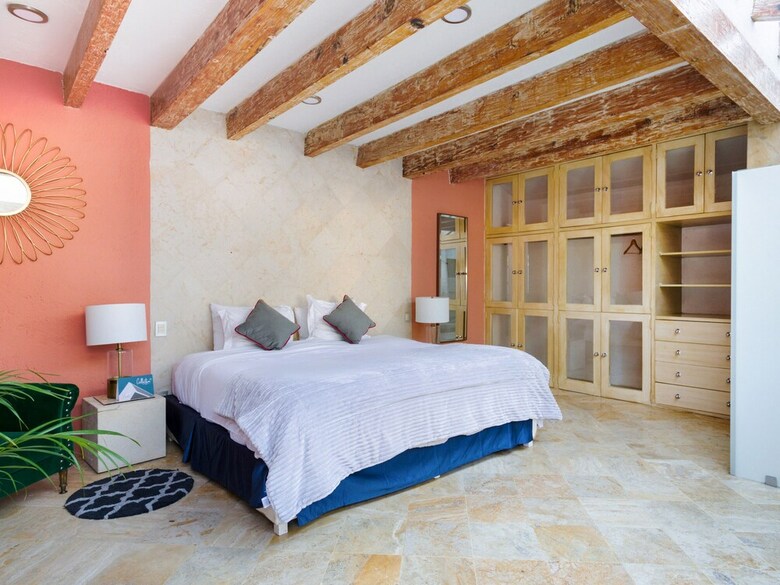 Hotel Collection O Coyota House