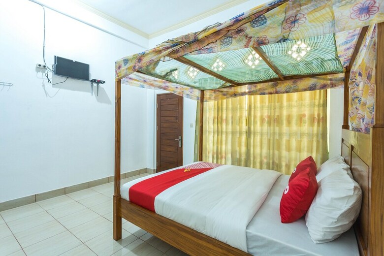 Hostal Oyo 1895 Lamancha Homestay