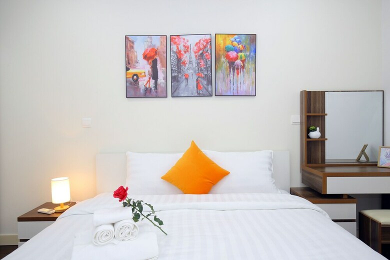 Sophie Lancaster Hanoi Apartment