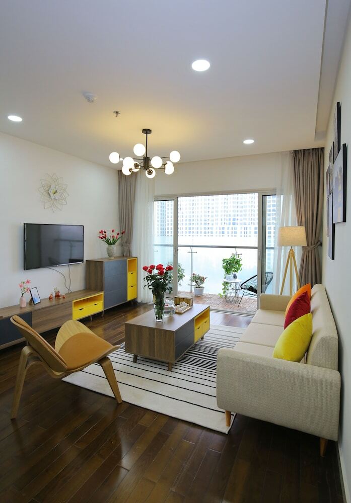 Sophie Lancaster Hanoi Apartment