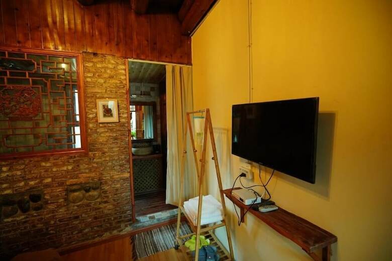 Hotel Jha Lam Gang Inn