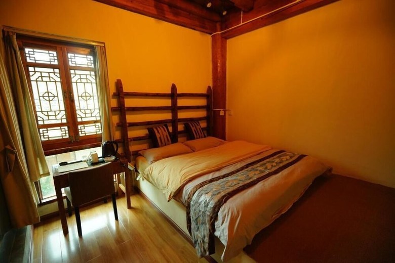 Hotel Jha Lam Gang Inn