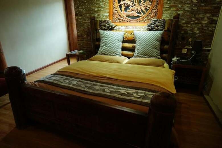 Hotel Jha Lam Gang Inn