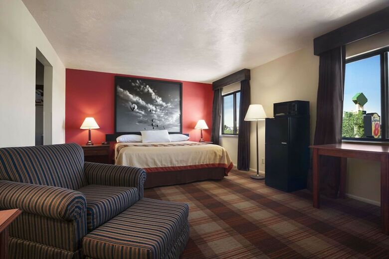Hotel Super 8 By Wyndham Idaho Falls