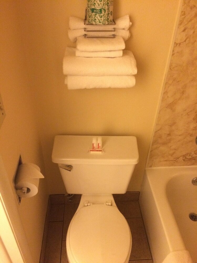 Hotel Super 8 By Wyndham Idaho Falls