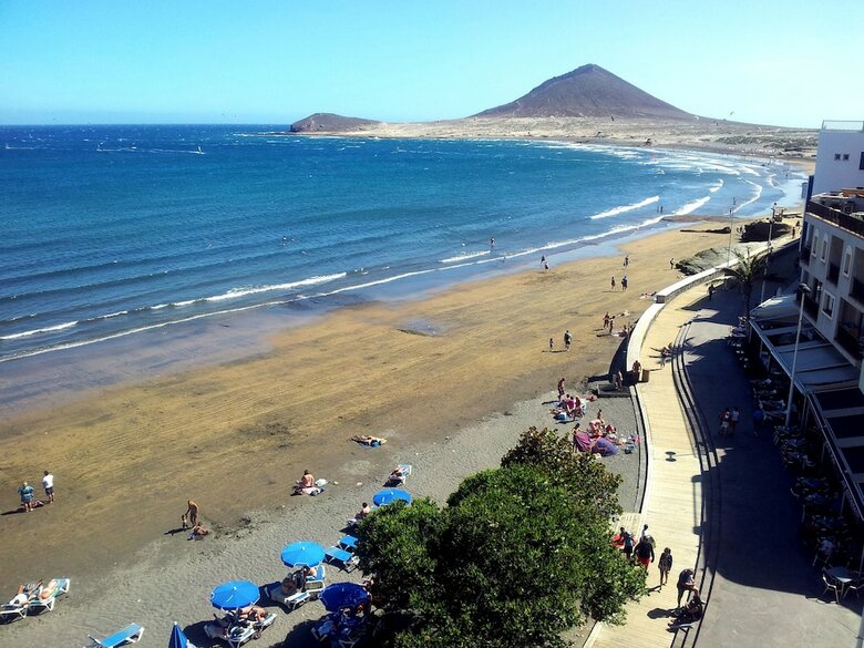 Apartamentos Atico Medano 3