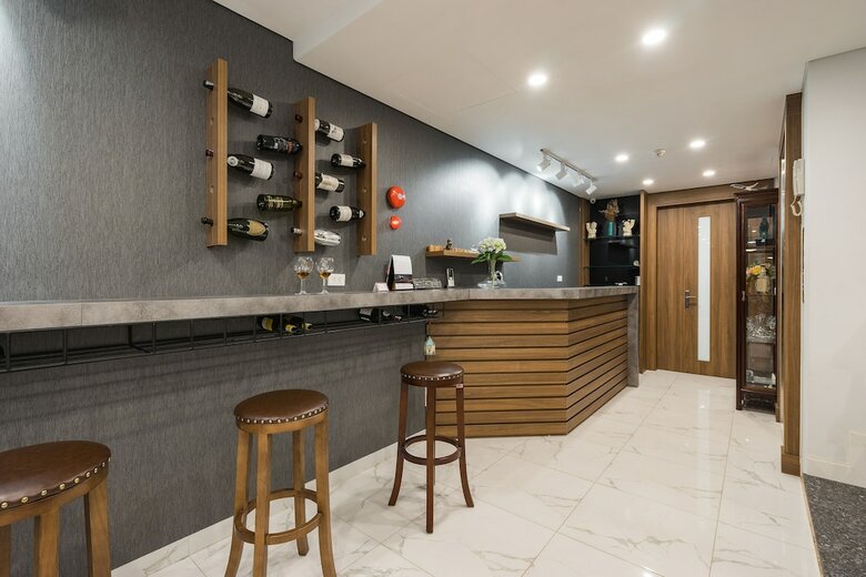 Narcissus Hotel And Apartment