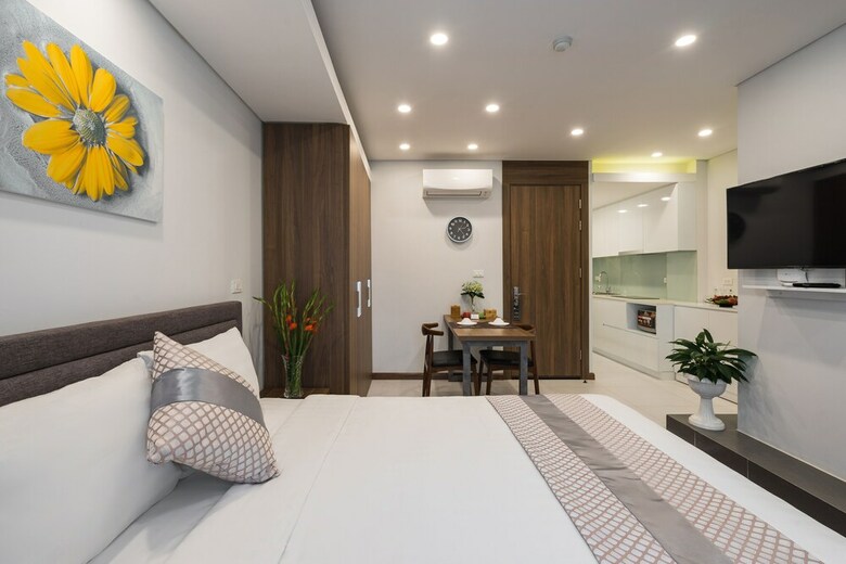 Narcissus Hotel And Apartment