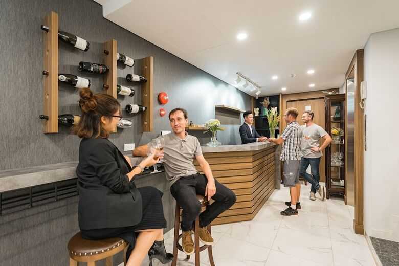 Narcissus Hotel And Apartment