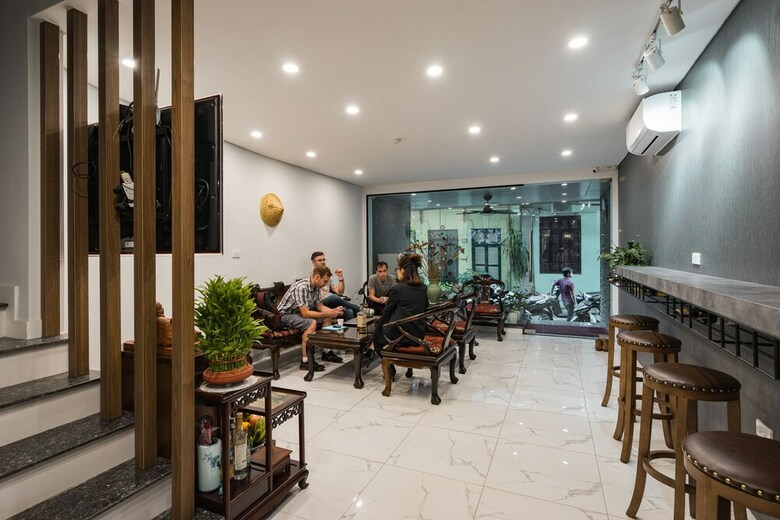 Narcissus Hotel And Apartment