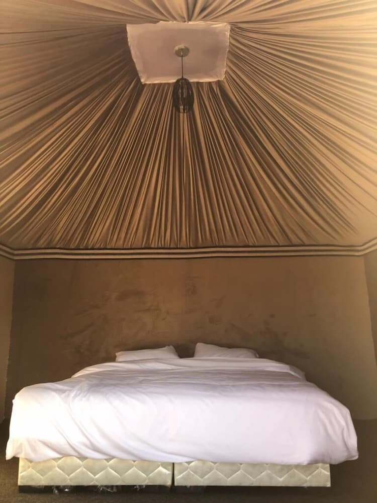 Mirage Rum Camp