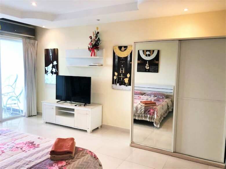 Apartamentos Plaza Residence Jomtien Beach