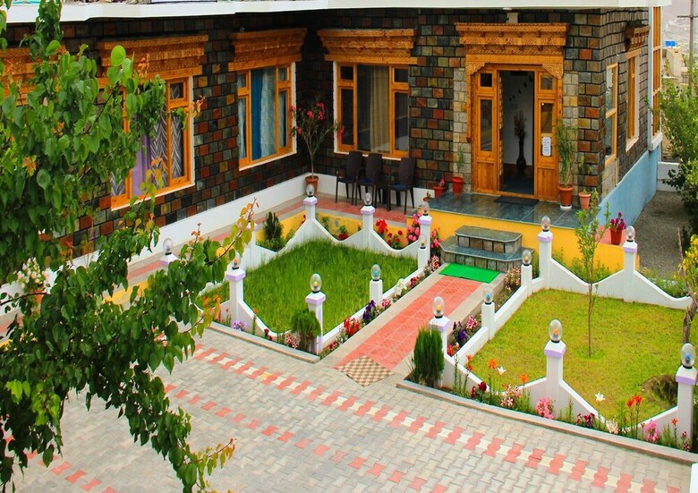 Tih Hotel Jeevanam Villa