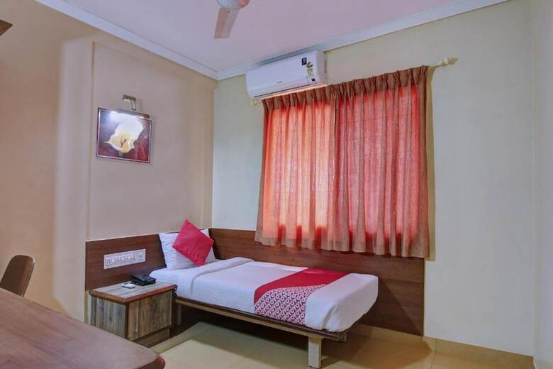 Hotel Shrusti Comfort