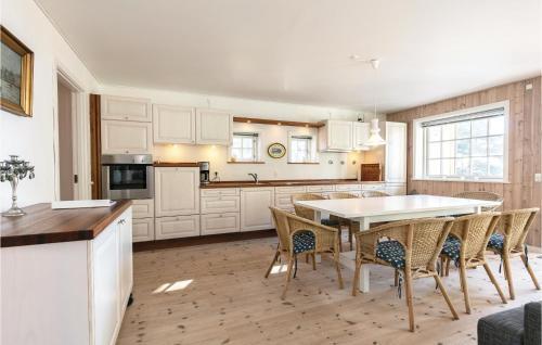 Holiday Home Tangvej Nex� IX