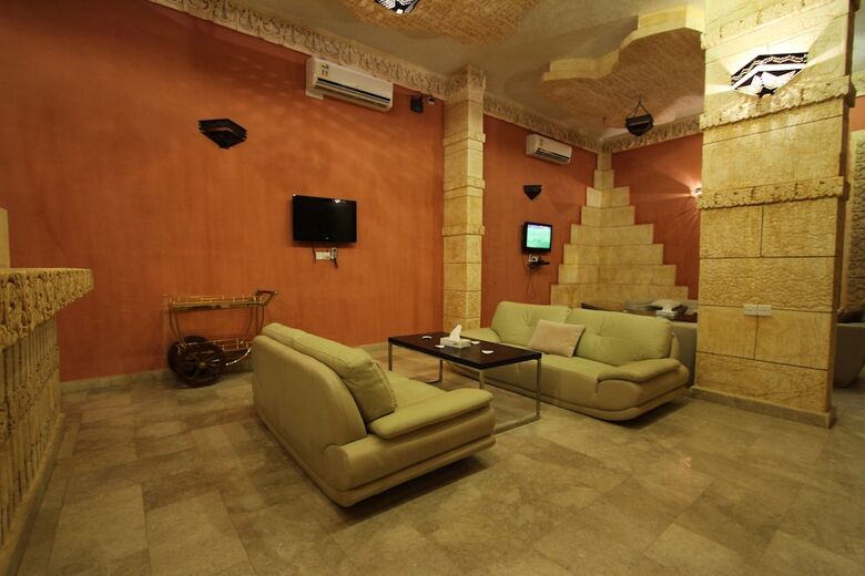 Raoum Inn Shaqra