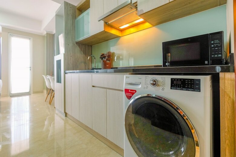 Modern And Comfy Studio At Menteng Park Apartment