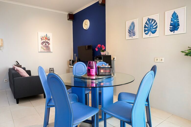 Exclusive 3br Sea View Ancol Mediterania Apartment