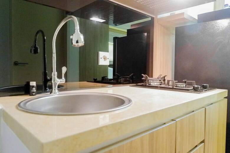 High Floor Studio Apartment At Orchard Tower Supermall Mansion
