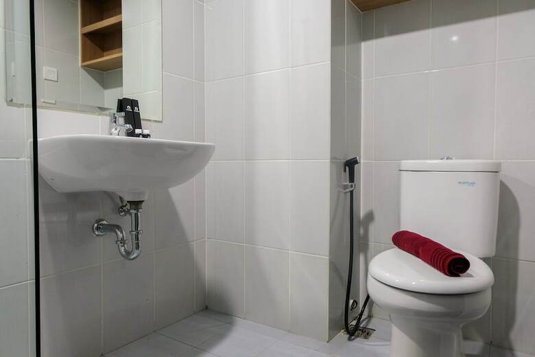 Contemporary Minimalist Studio Casa de Parco Apartment