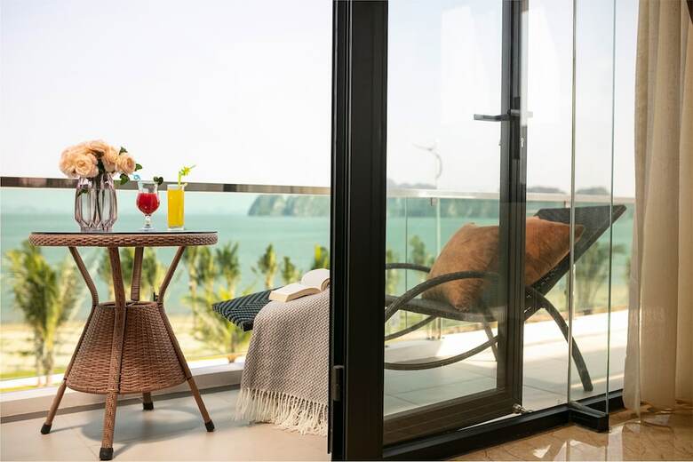 Hotel Tuan Chau Kingly Villa