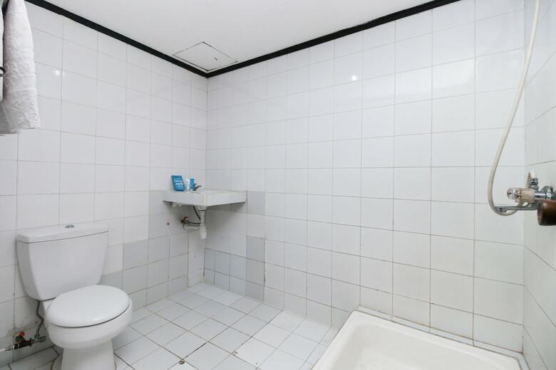 Hotel Airy Sipora Pora 4 Parapat