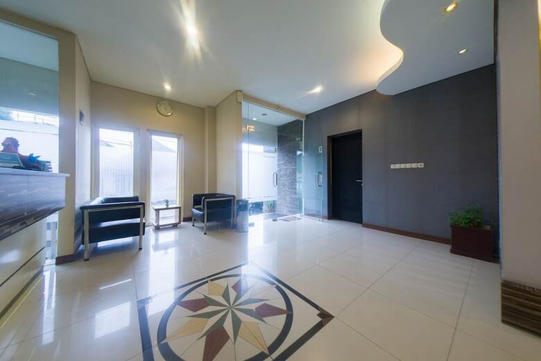 Reddoorz @ Budget Hotel Ambon