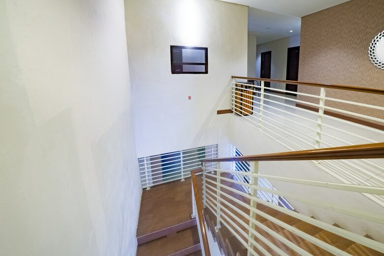 Reddoorz @ Budget Hotel Ambon