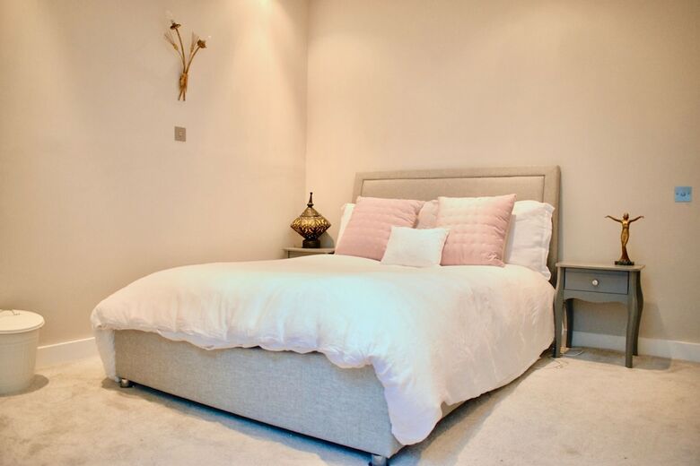 Apartamentos Bright 2 Bedroom Kennington Flat With Garden
