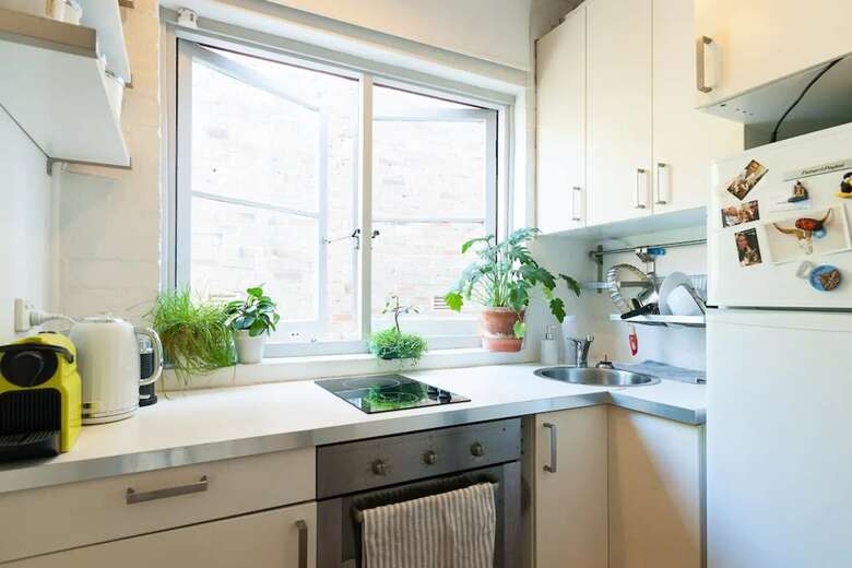 Beautiful Lush And Green Oasis Studio Apartment
