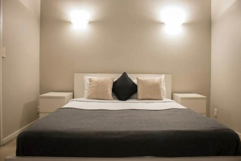 Gorgeous 2 Bedroom Apartment In Auckland Cbd