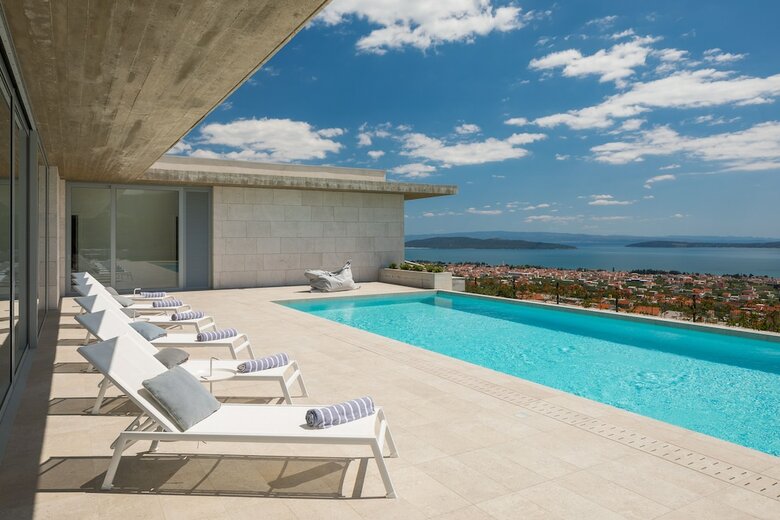 Villa Radun Home With Grand Heated Pool