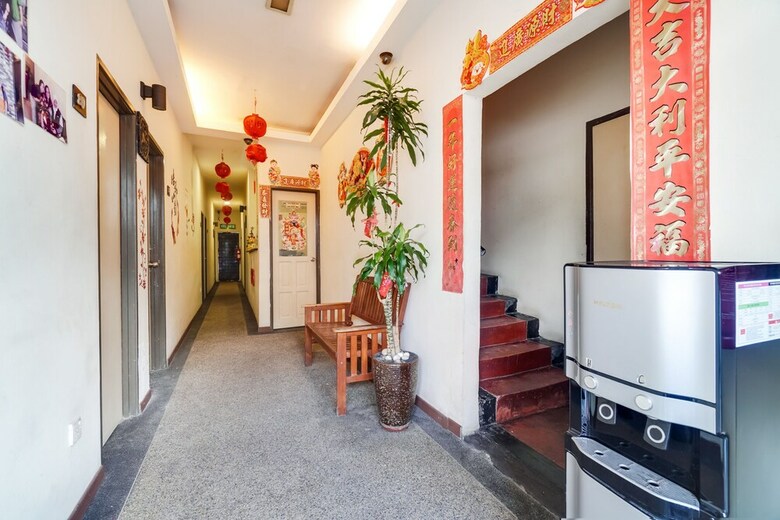 Oyo 44118 Budget Sk Hotel