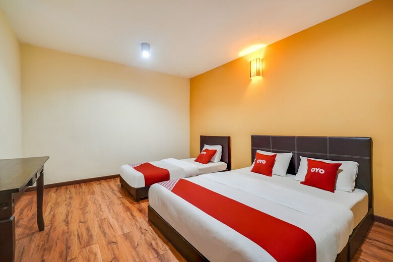 Oyo 44118 Budget Sk Hotel