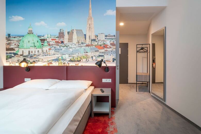 Hotel Campanile Vienna South