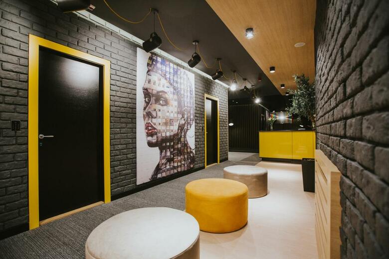 Hotel Maccani Black Luxury Suites