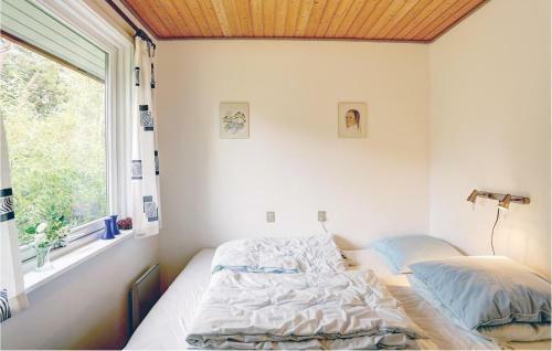 Holiday Home Malurtvej Aakirkeby II