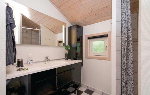 Holiday Home Odavej L�kken