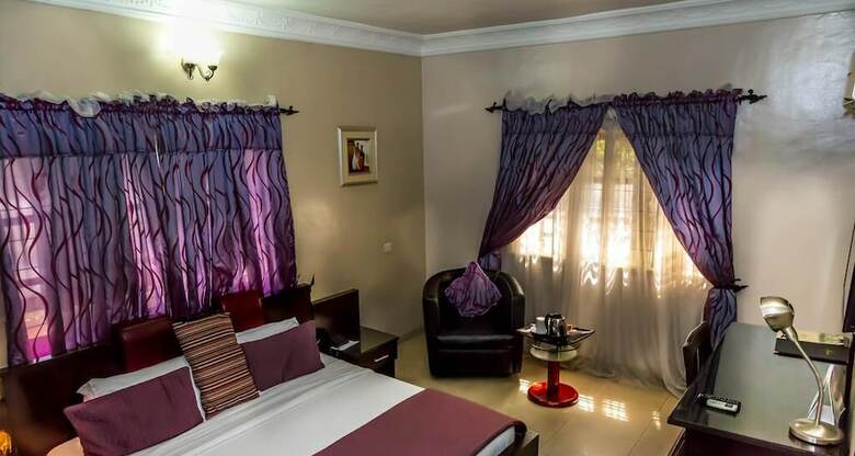 Apartment Royale Hotel And Suite