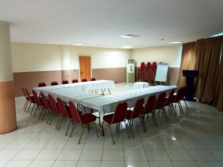 Apartment Royale Hotel And Suite
