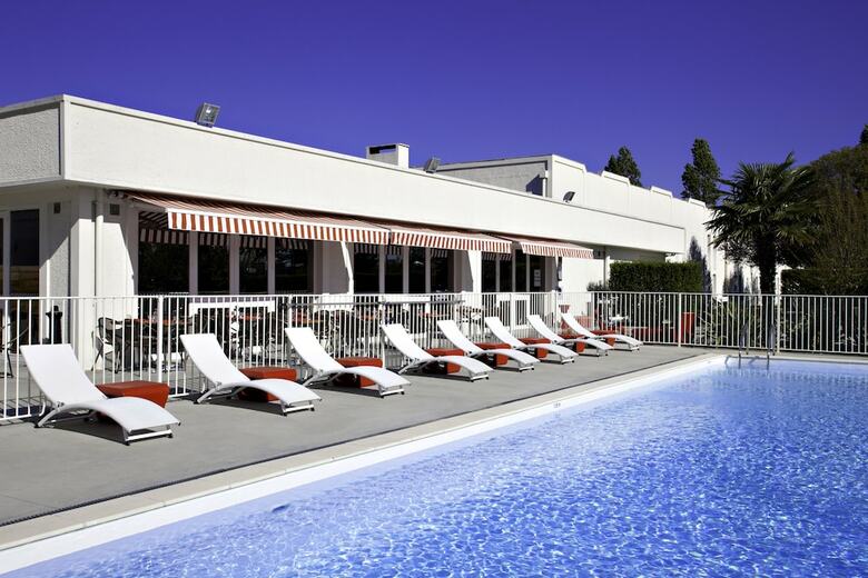 Sure Hotel By Best Western Bordeaux Aeroport