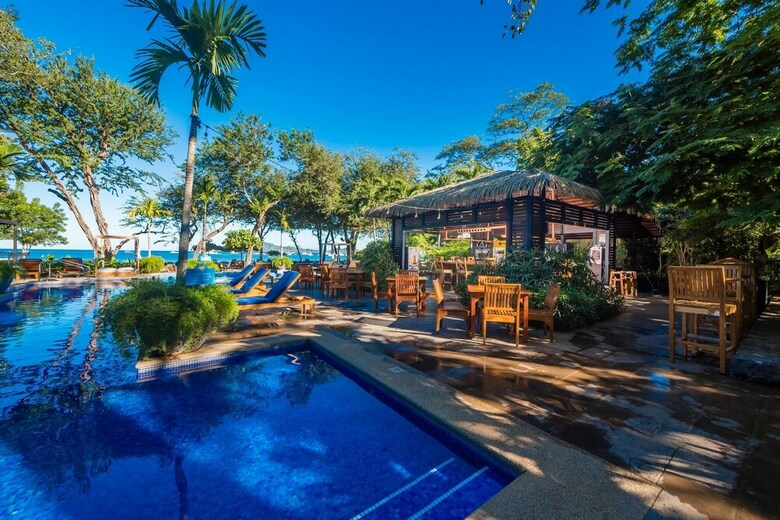Jet Luxury At Langosta Beachresortvillas