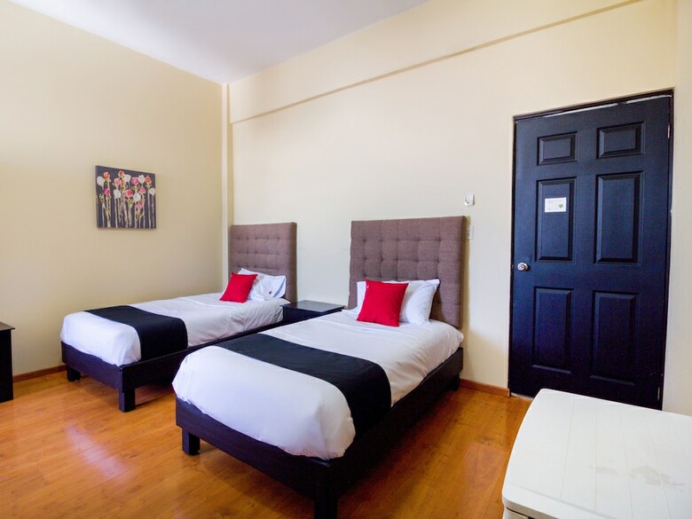 Hotel Capital O Ecohabit Monterrey