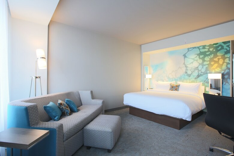 Hotel Courtyard By Marriott Montreal Brossard