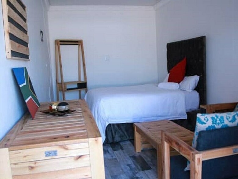 Hotel Lawu Le Ngwenya Guest House