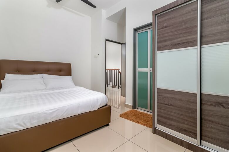 Escadia Villa Desaru By Idealhub