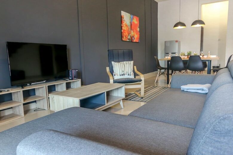 Escadia Villa Desaru By Idealhub