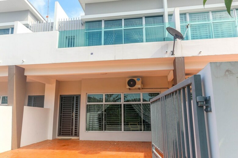 Escadia Villa Desaru By Idealhub