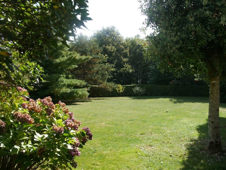 Maison Ty Glas Dans Un �crin De Verdure